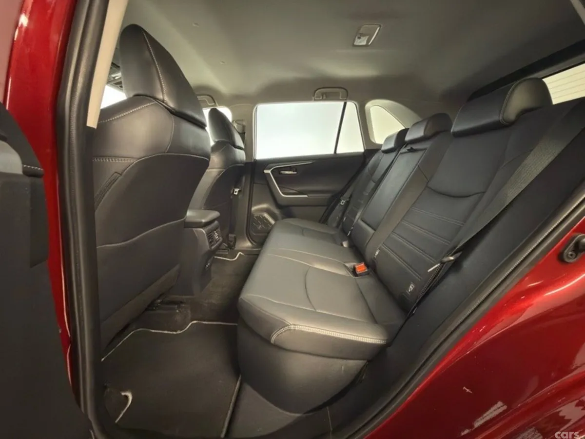 Toyota RAV4 SUV, Petrol Hybrid, 2022, Red