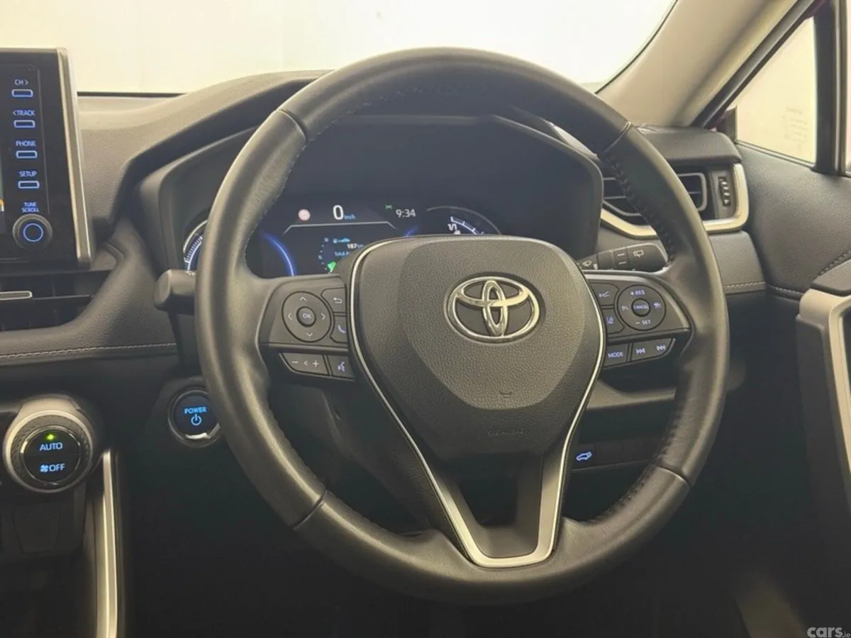 Toyota RAV4 SUV, Petrol Hybrid, 2022, Red