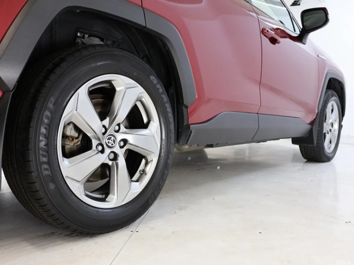 Toyota RAV4 SUV, Petrol Hybrid, 2022, Red