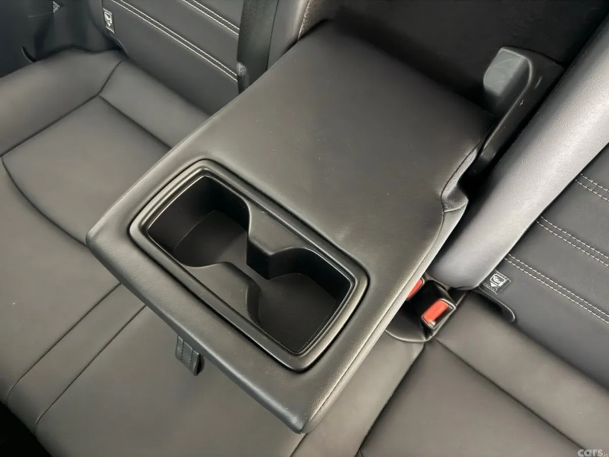 Toyota RAV4 SUV, Petrol Hybrid, 2022, Red