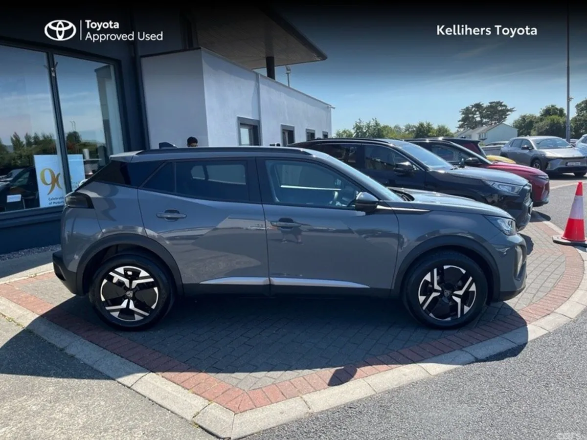 Peugeot 2008 MPV, Petrol, 2024, Grey