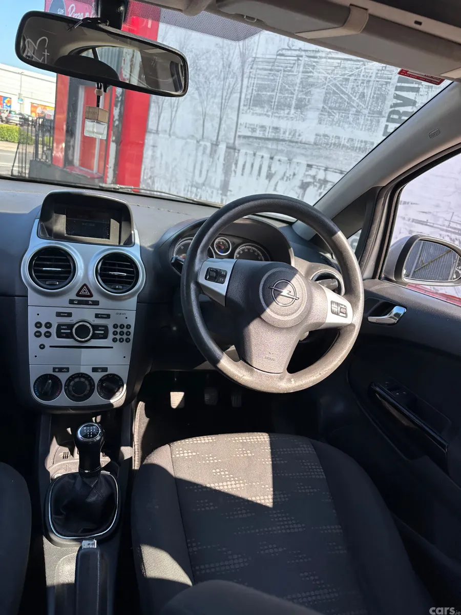 Opel Corsa Hatchback, Diesel, 2013, Silver