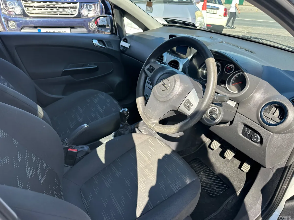 Opel Corsa Hatchback, Diesel, 2013, Silver