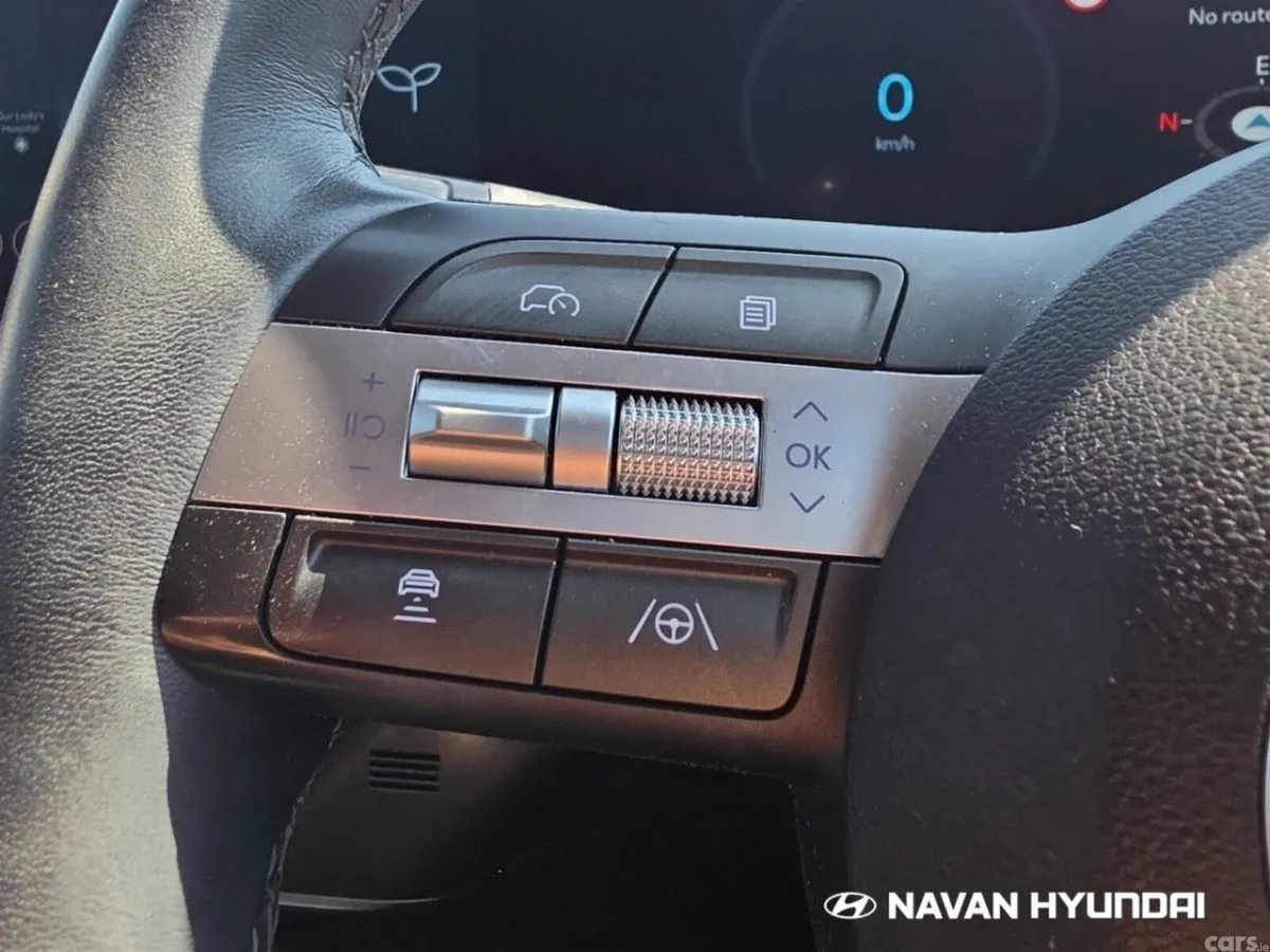 Hyundai KONA MPV, Electric, 2024, White