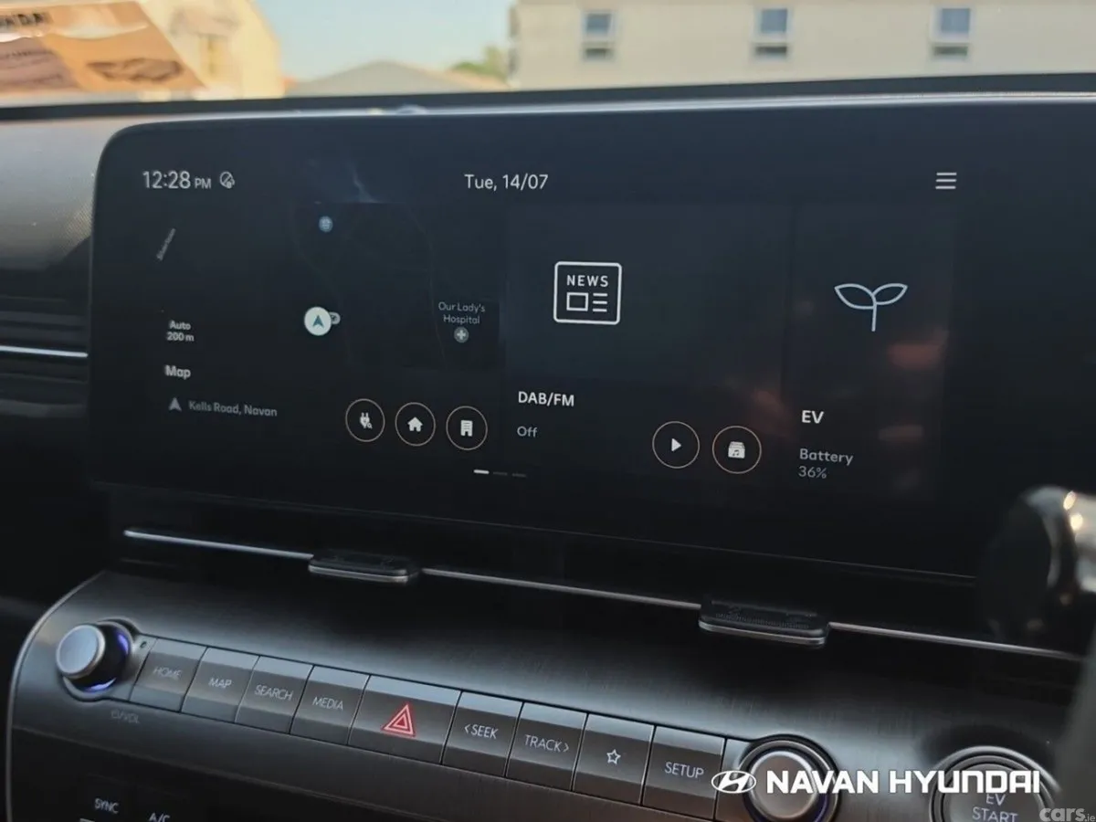 Hyundai KONA MPV, Electric, 2024, White