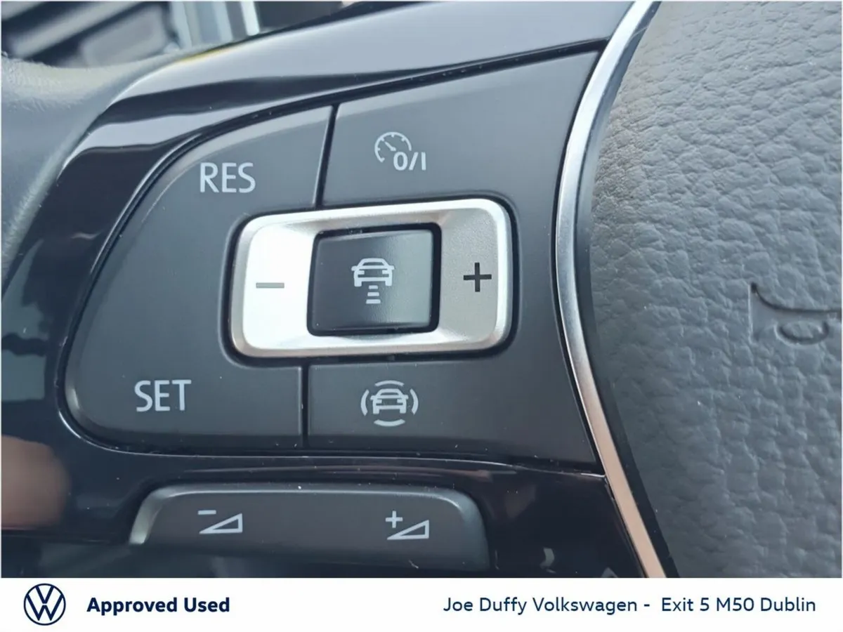 Volkswagen T-Roc SUV, Petrol, 2021, White
