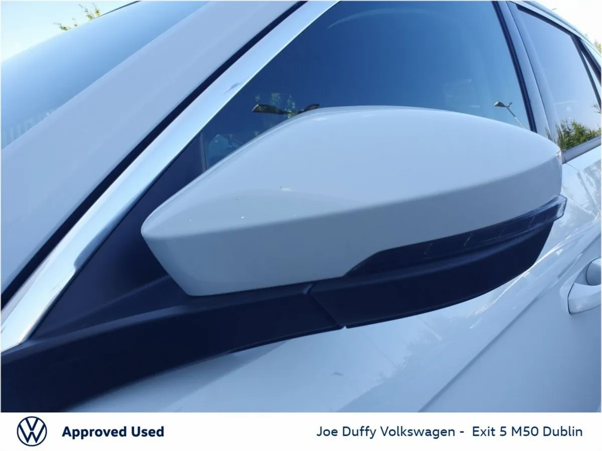 Volkswagen T-Roc SUV, Petrol, 2021, White