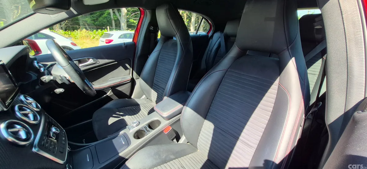 Mercedes-Benz A-Class Hatchback, Petrol, 2013, Red
