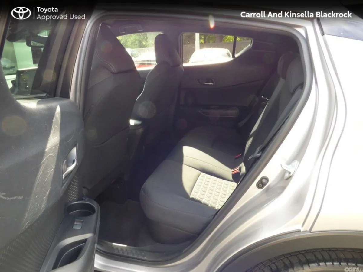Toyota C-HR SUV, Petrol Hybrid, 2022, Grey