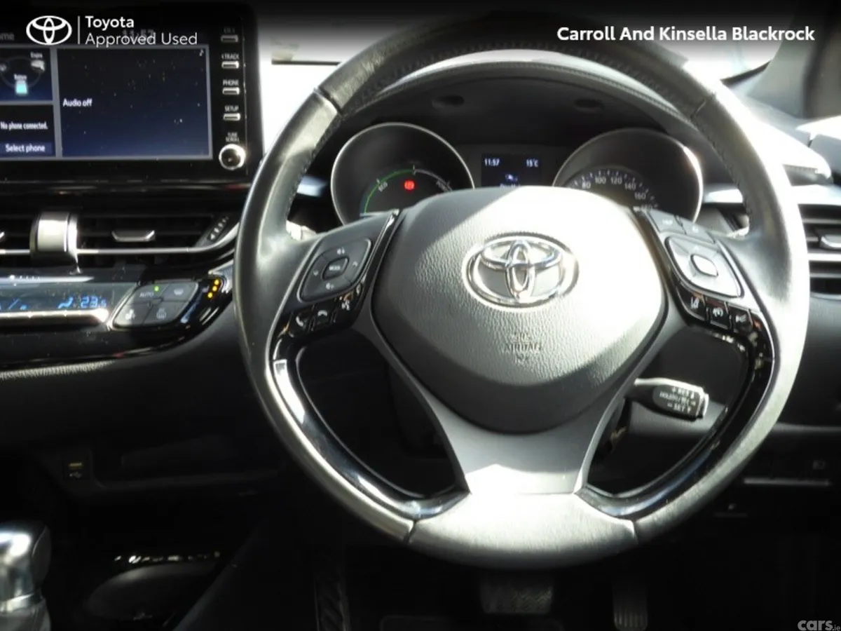 Toyota C-HR SUV, Petrol Hybrid, 2022, Grey