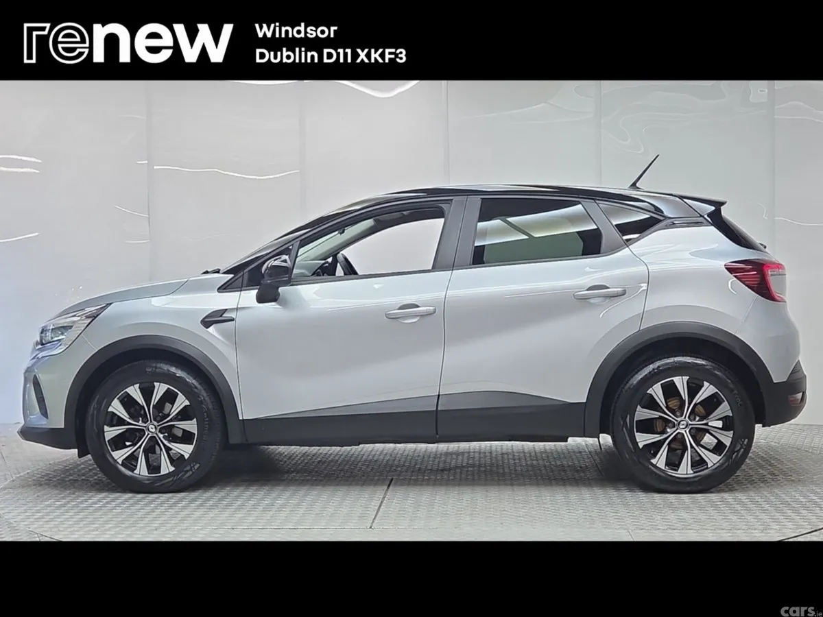 Renault Captur Hatchback, Petrol, 2024, Grey