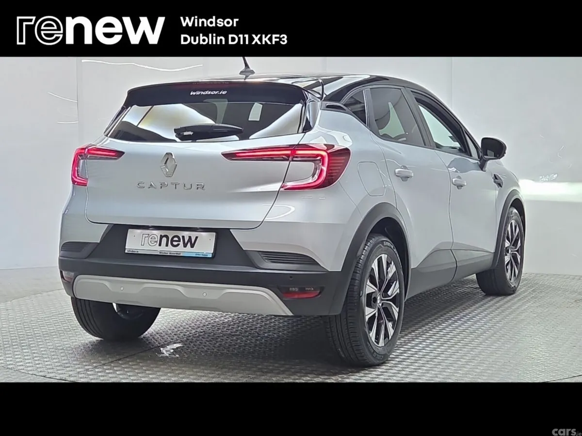 Renault Captur Hatchback, Petrol, 2024, Grey