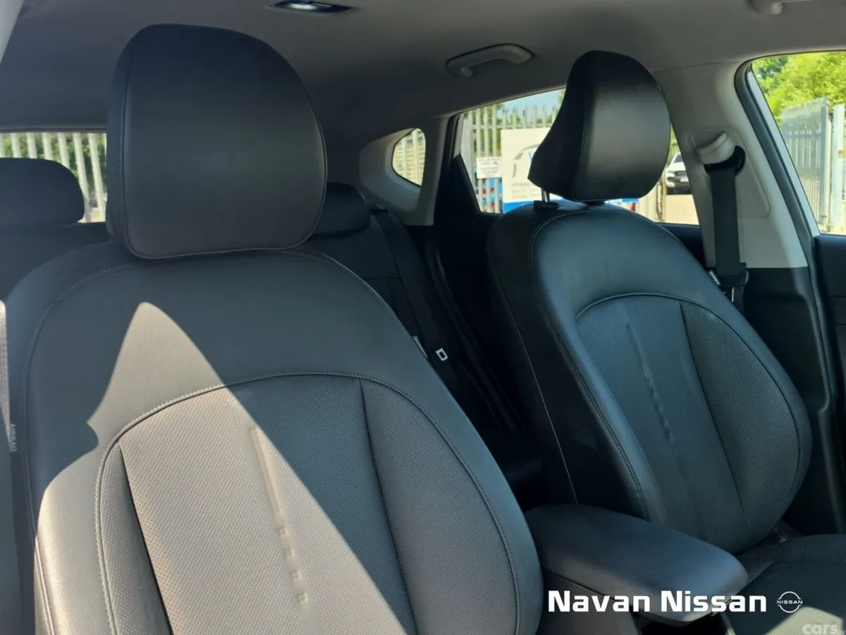 Hyundai KONA MPV, Electric, 2024, White