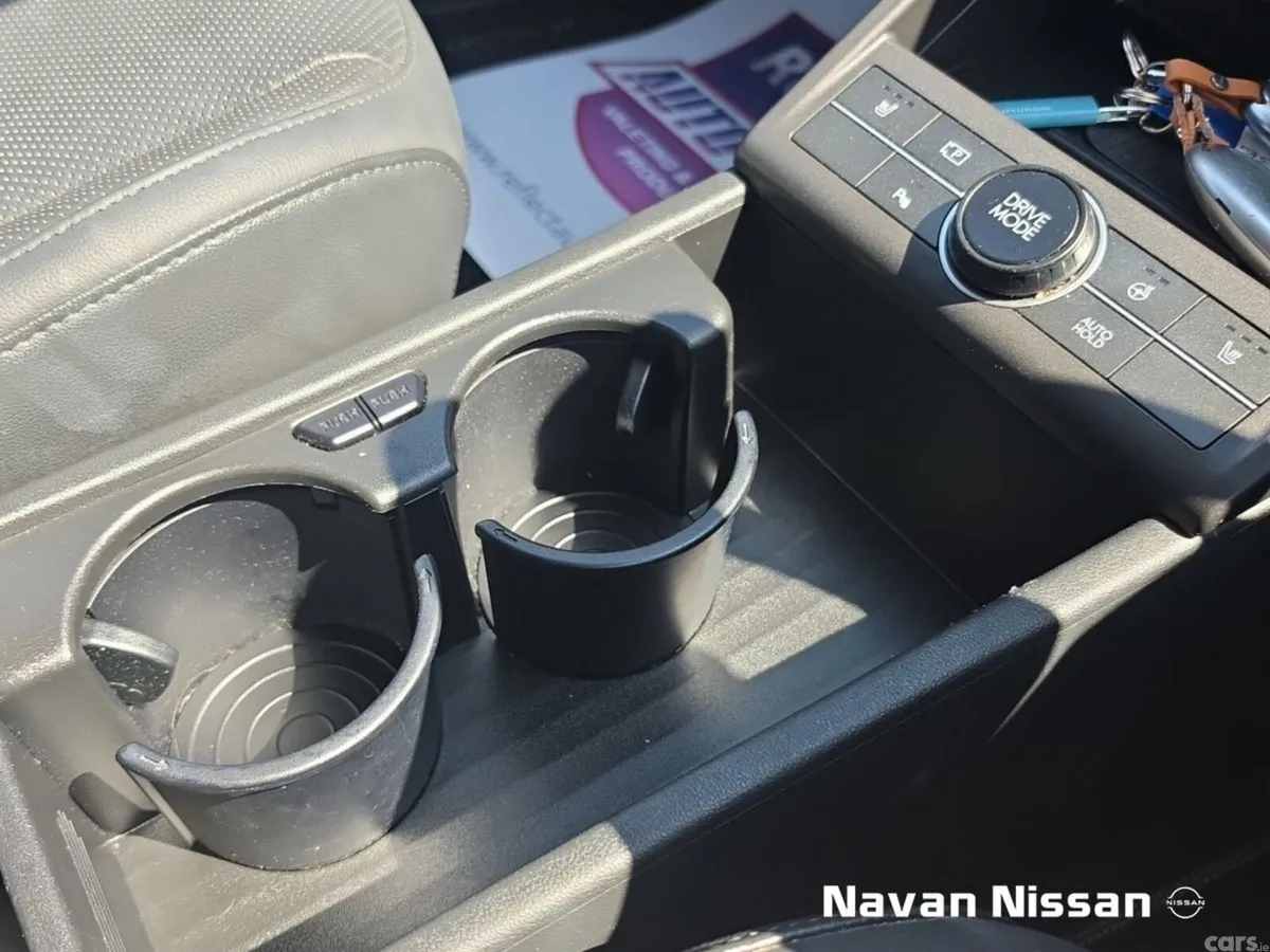 Hyundai KONA MPV, Electric, 2024, White