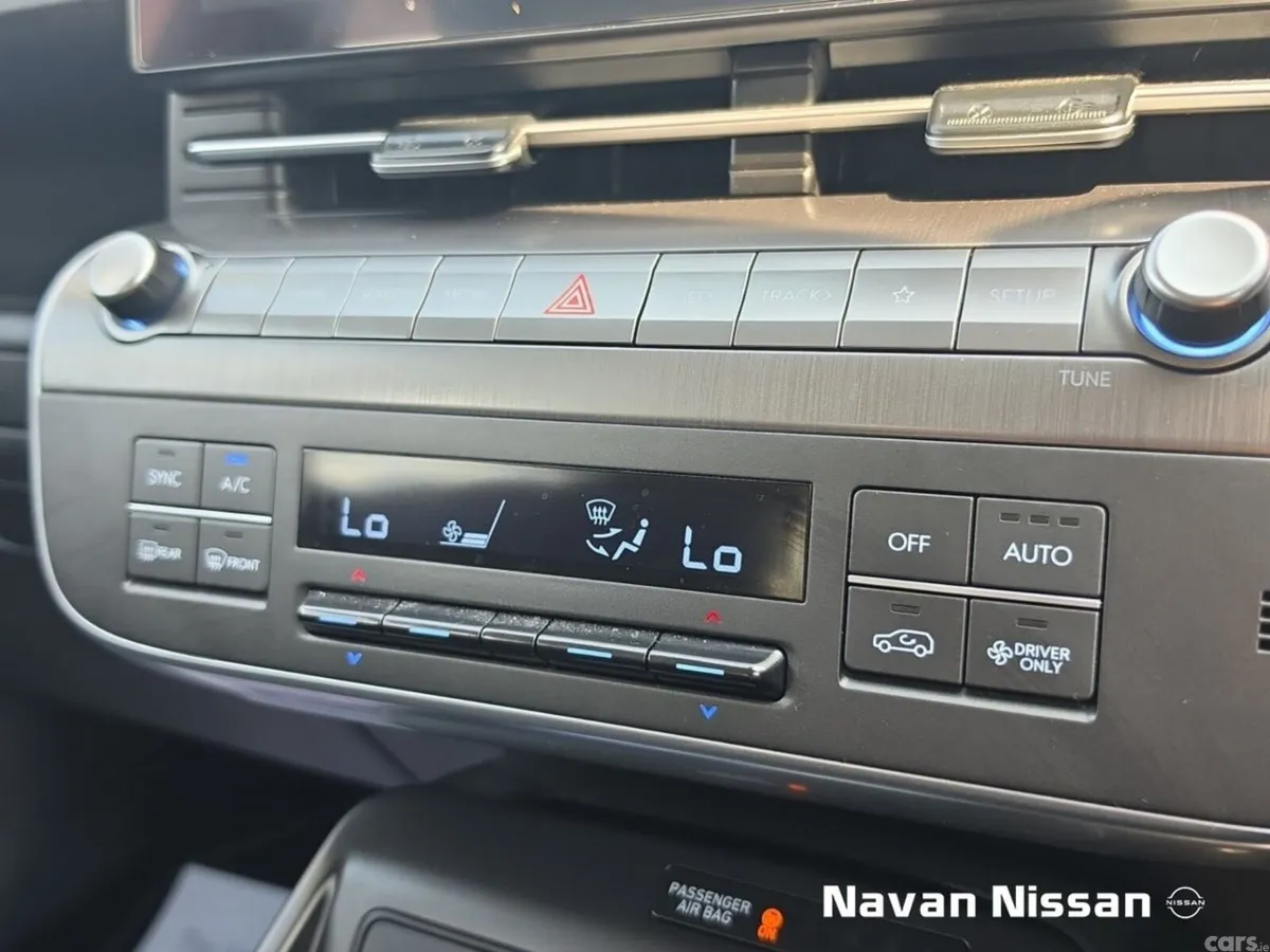 Hyundai KONA MPV, Petrol Hybrid, 2024, Red