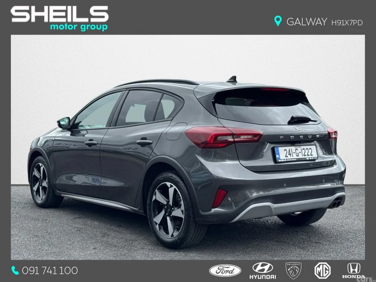 Ford Focus Hatchback, Petrol, 2024, Grey