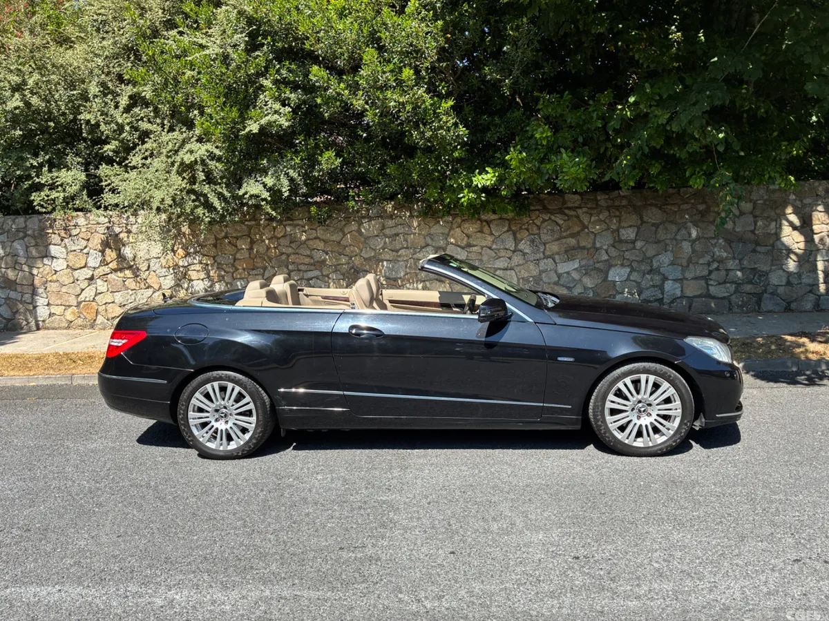 Mercedes-Benz E-Class Convertible, Diesel, 2010, Black
