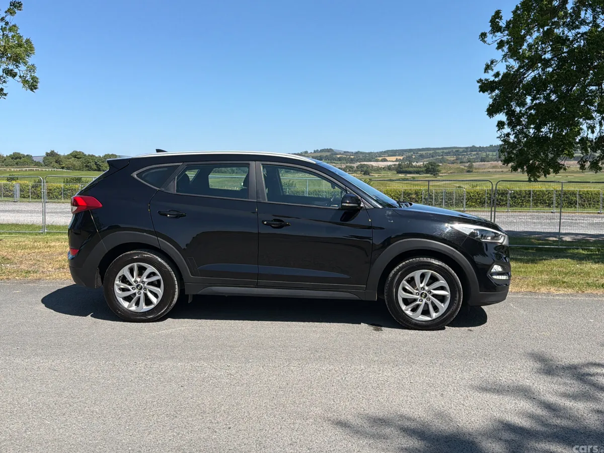 Hyundai Tucson SUV, Diesel, 2017, Black