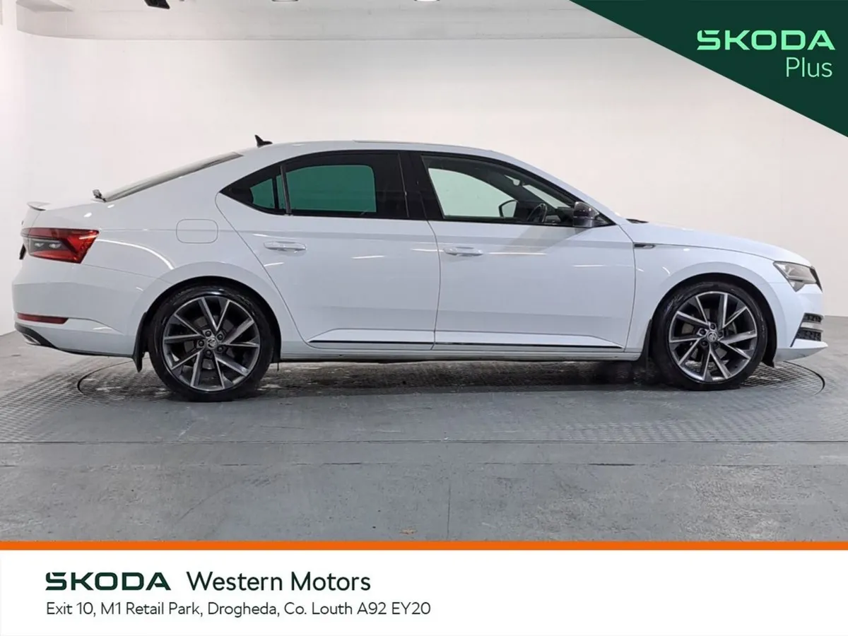 Skoda Superb Saloon, Diesel, 2023, White
