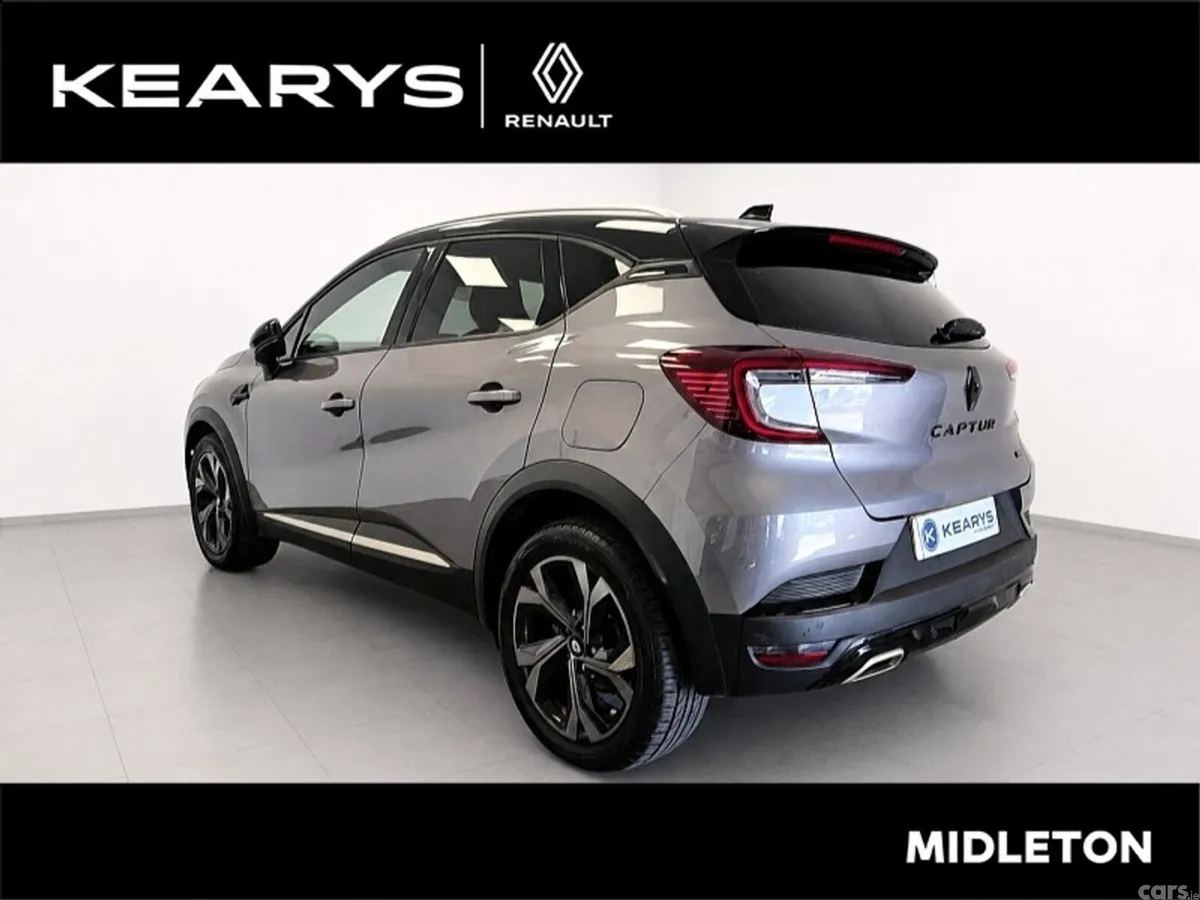 Renault Captur SUV, Petrol Plug-in Hybrid, 2023, Grey