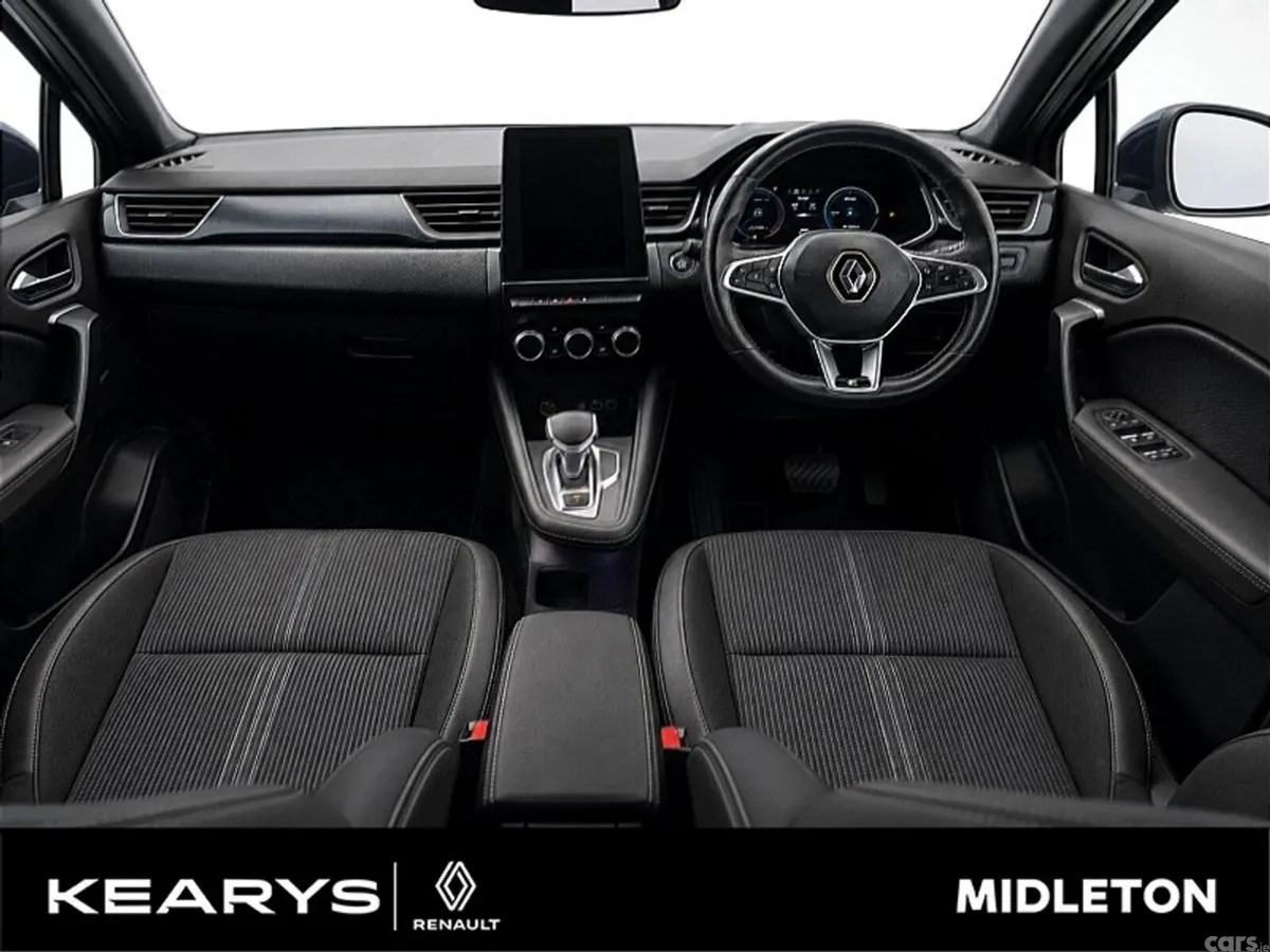 Renault Captur SUV, Petrol Plug-in Hybrid, 2023, Grey