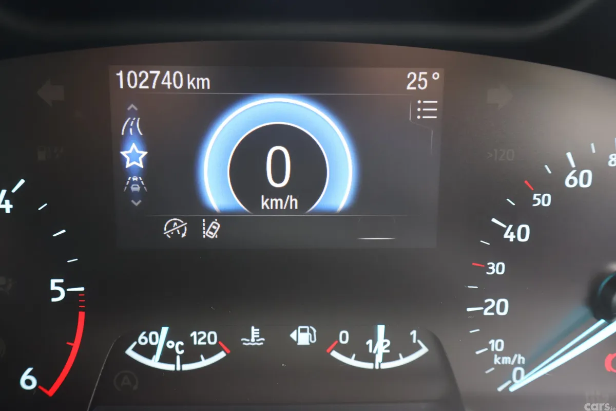 Ford Focus Hatchback, Diesel, 2020, Red