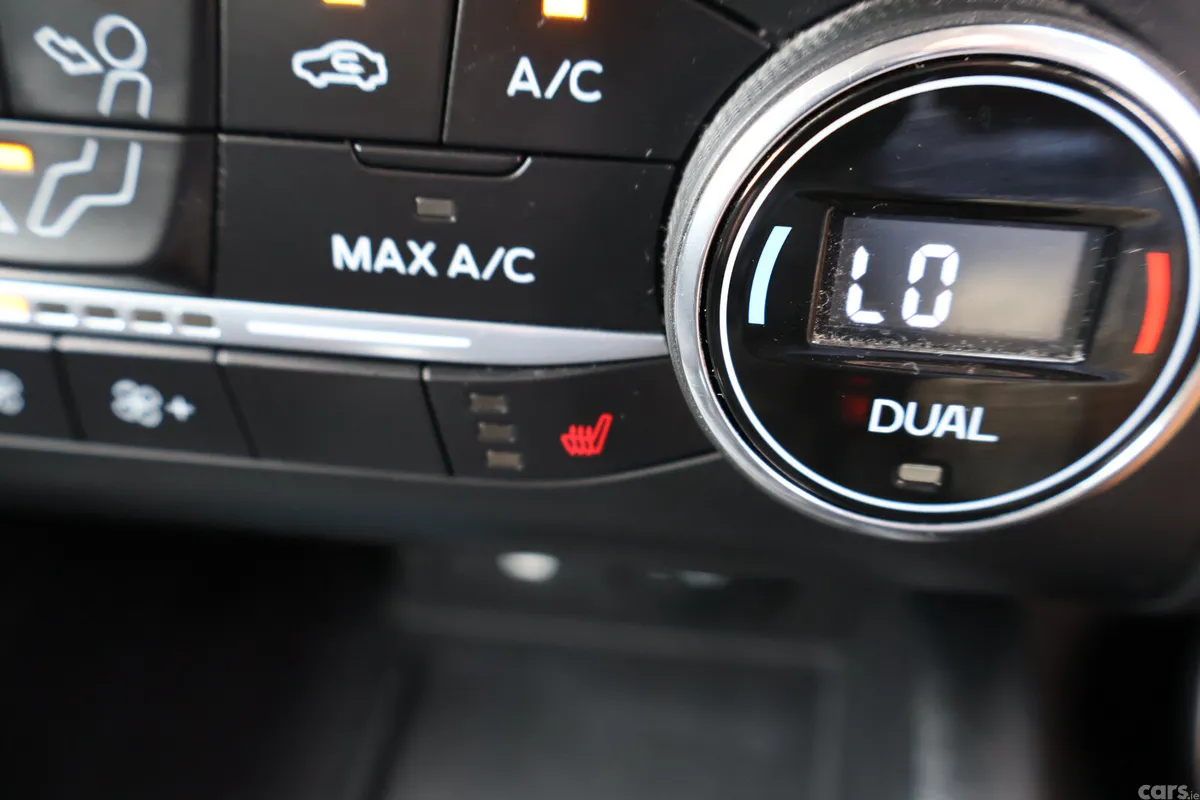 Ford Focus Hatchback, Diesel, 2020, Red