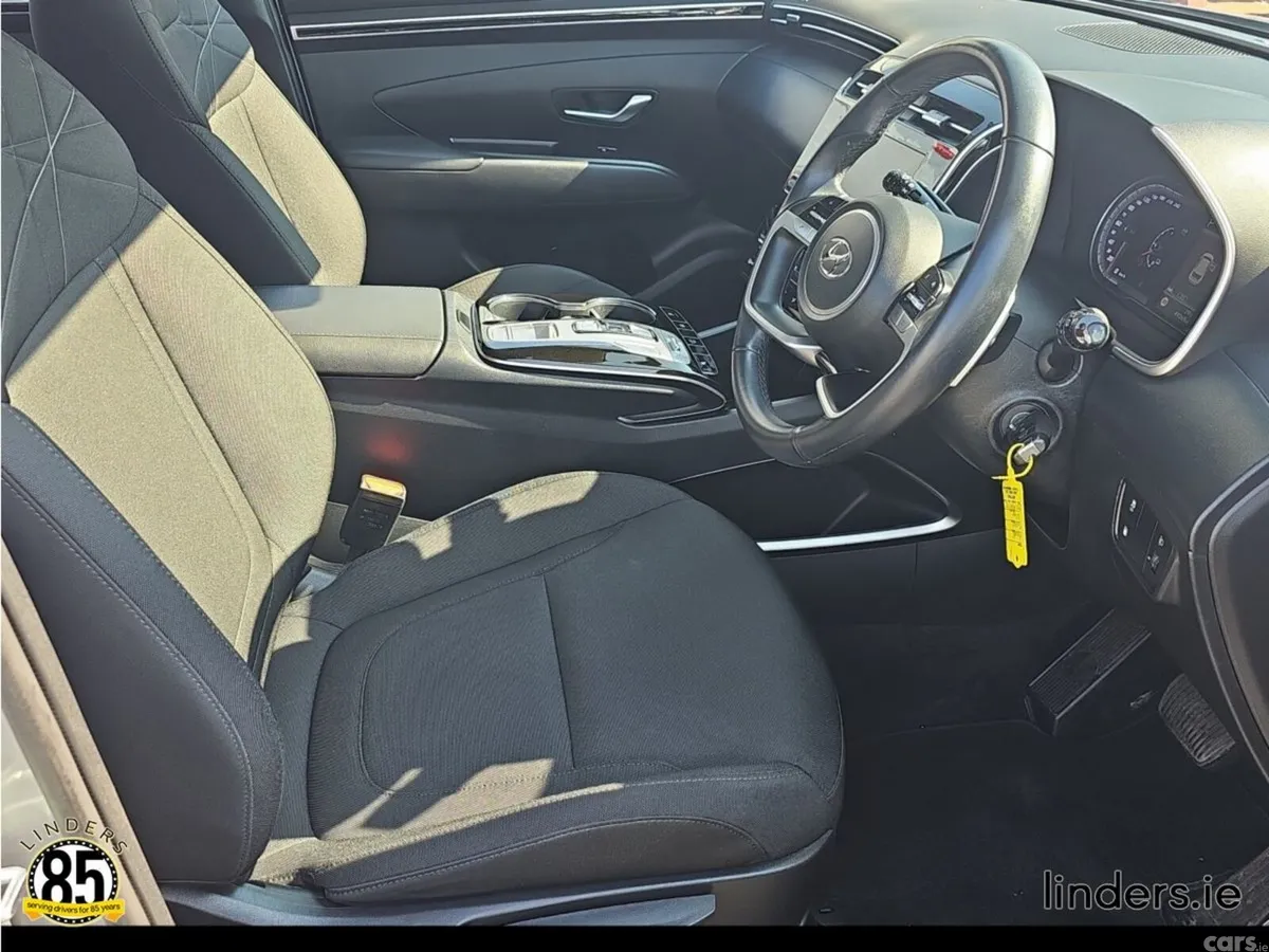 Hyundai Tucson SUV, Petrol Plug-in Hybrid, 2023, Grey