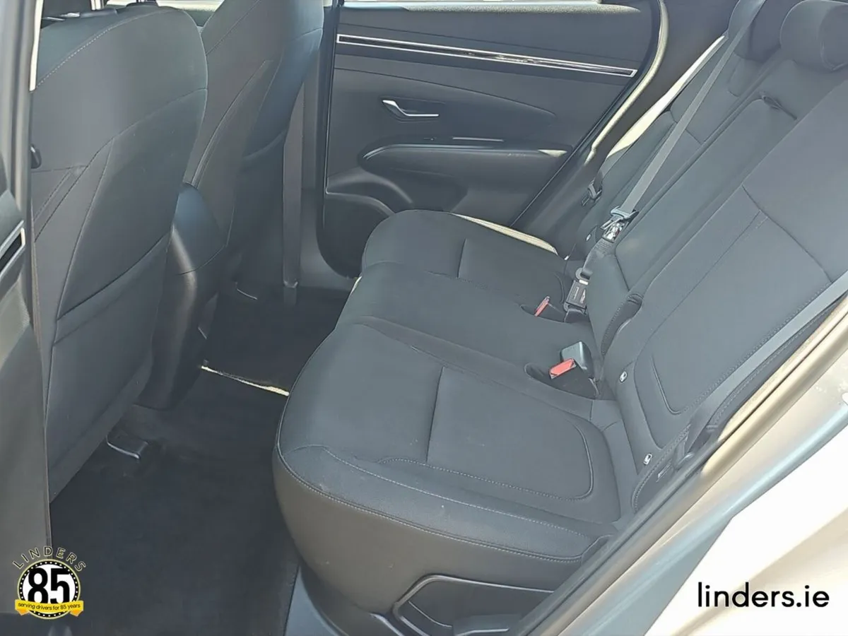 Hyundai Tucson SUV, Petrol Plug-in Hybrid, 2023, Grey