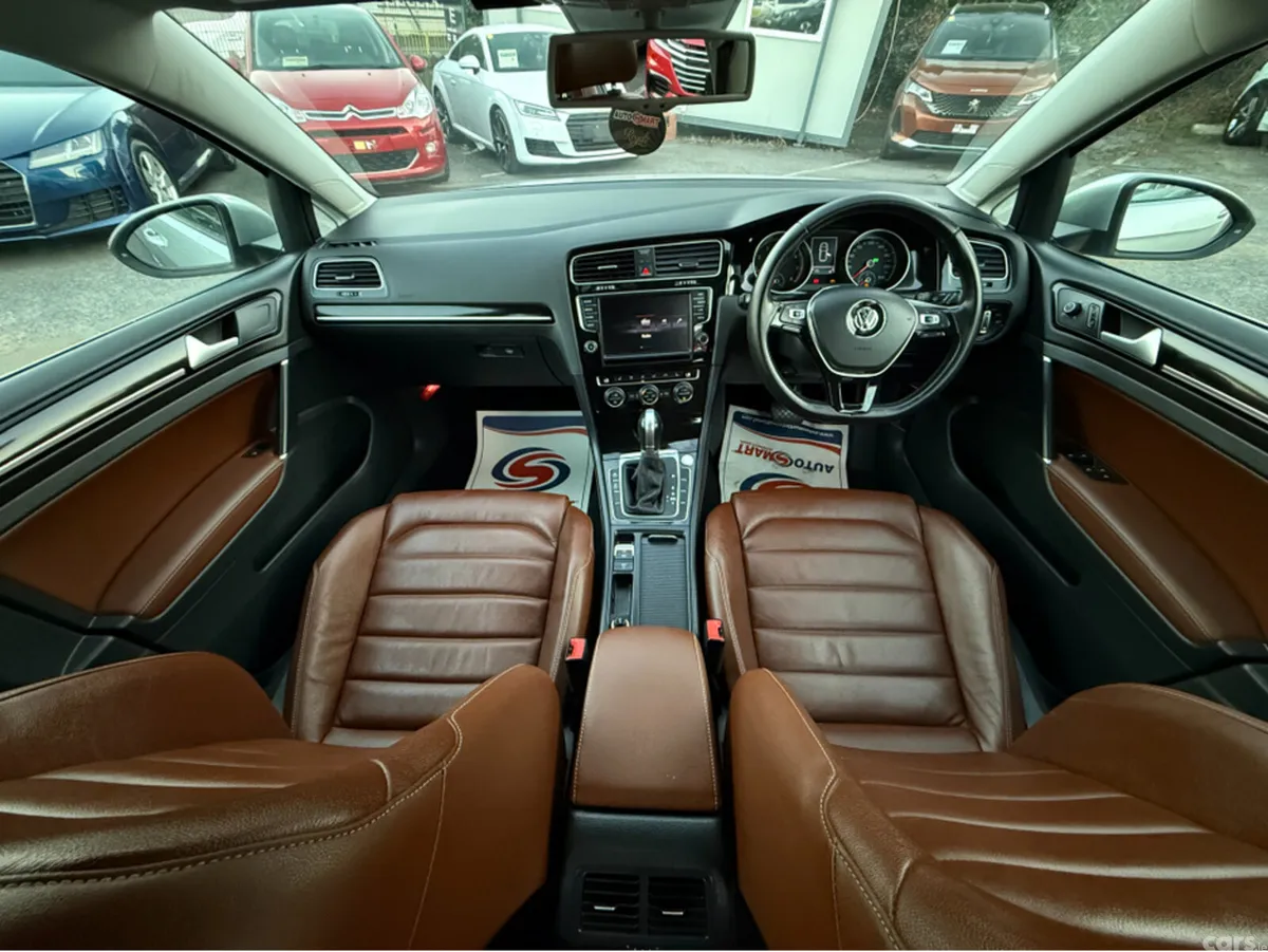 Volkswagen Golf Hatchback, Petrol, 2014, Silver