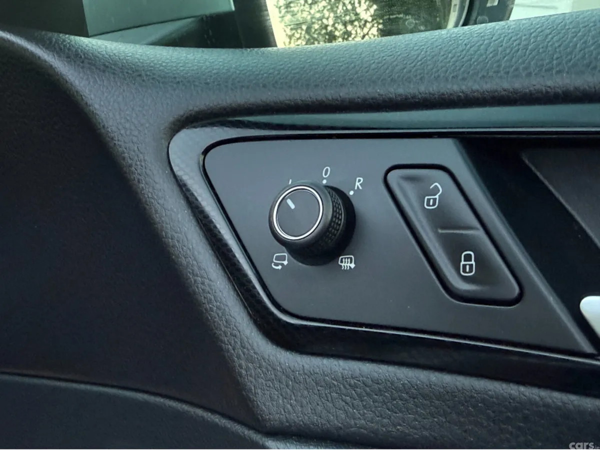 Volkswagen Golf Hatchback, Petrol, 2014, Silver