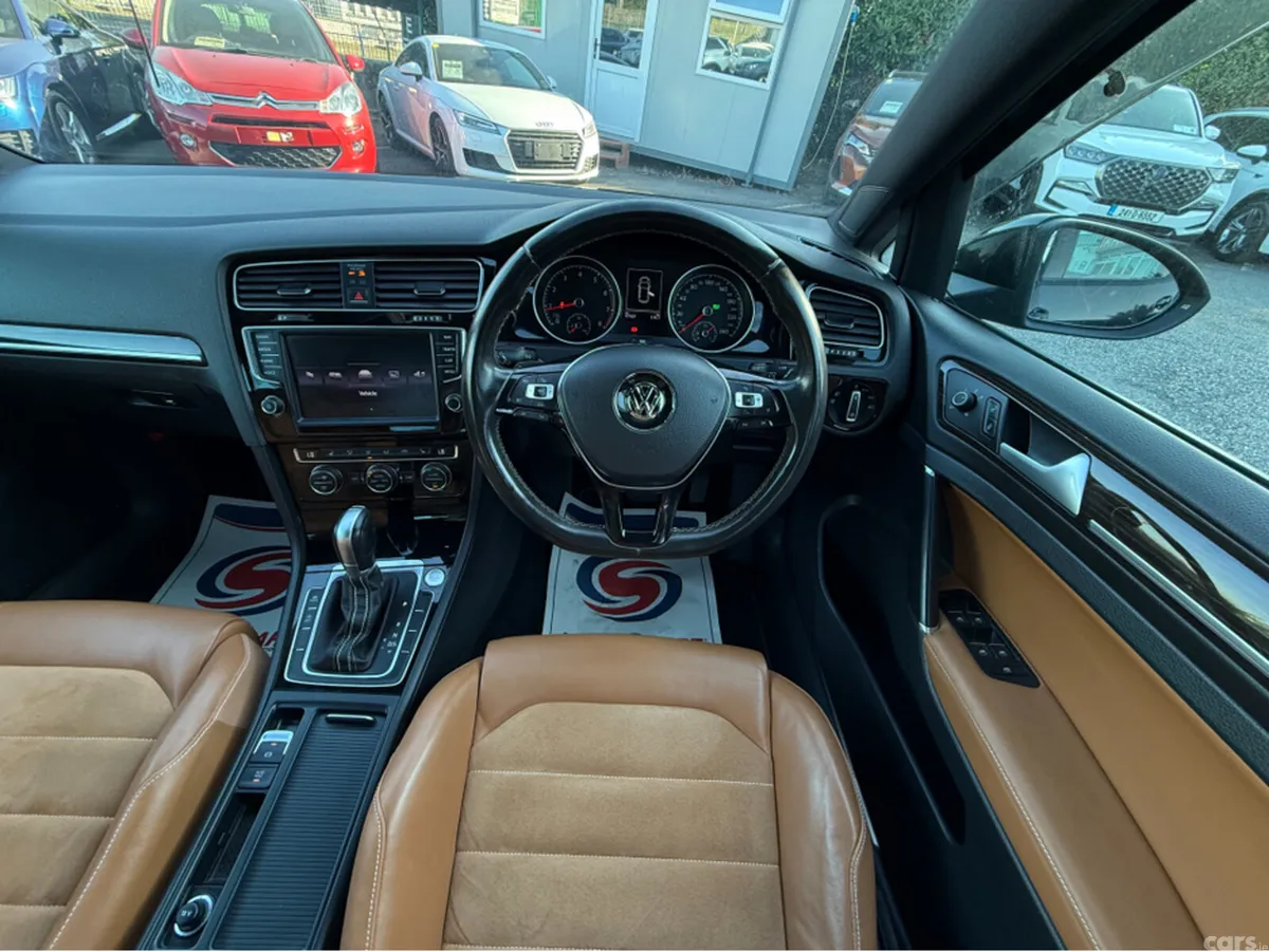 Volkswagen Golf Hatchback, Petrol, 2015, Black