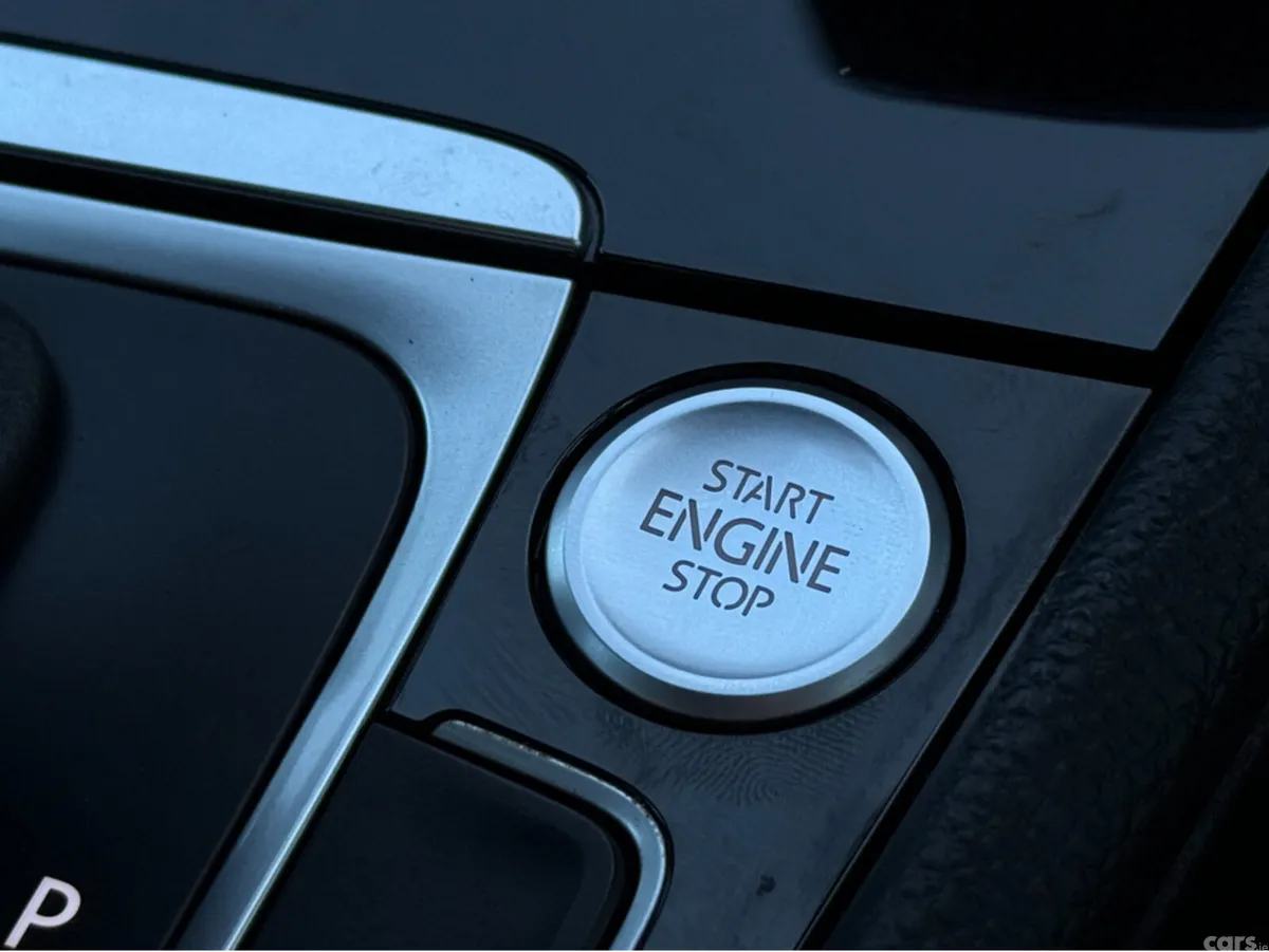Volkswagen Golf Hatchback, Petrol, 2015, Black