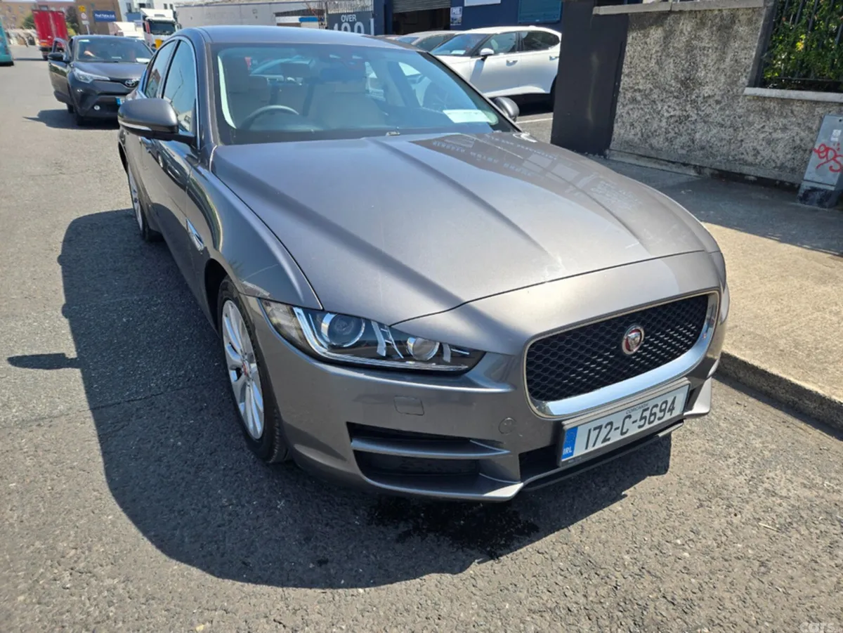 Jaguar XE Saloon, Diesel, 2017, Grey