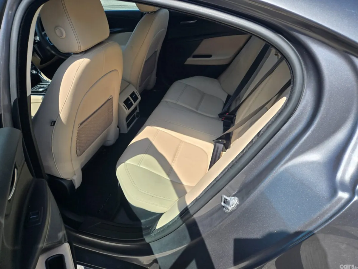 Jaguar XE Saloon, Diesel, 2017, Grey
