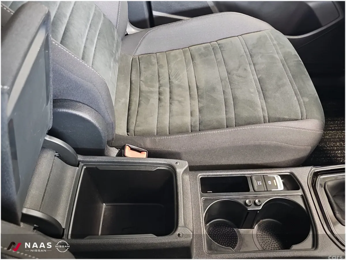 Volkswagen Touran SUV, Petrol, 2019, Blue