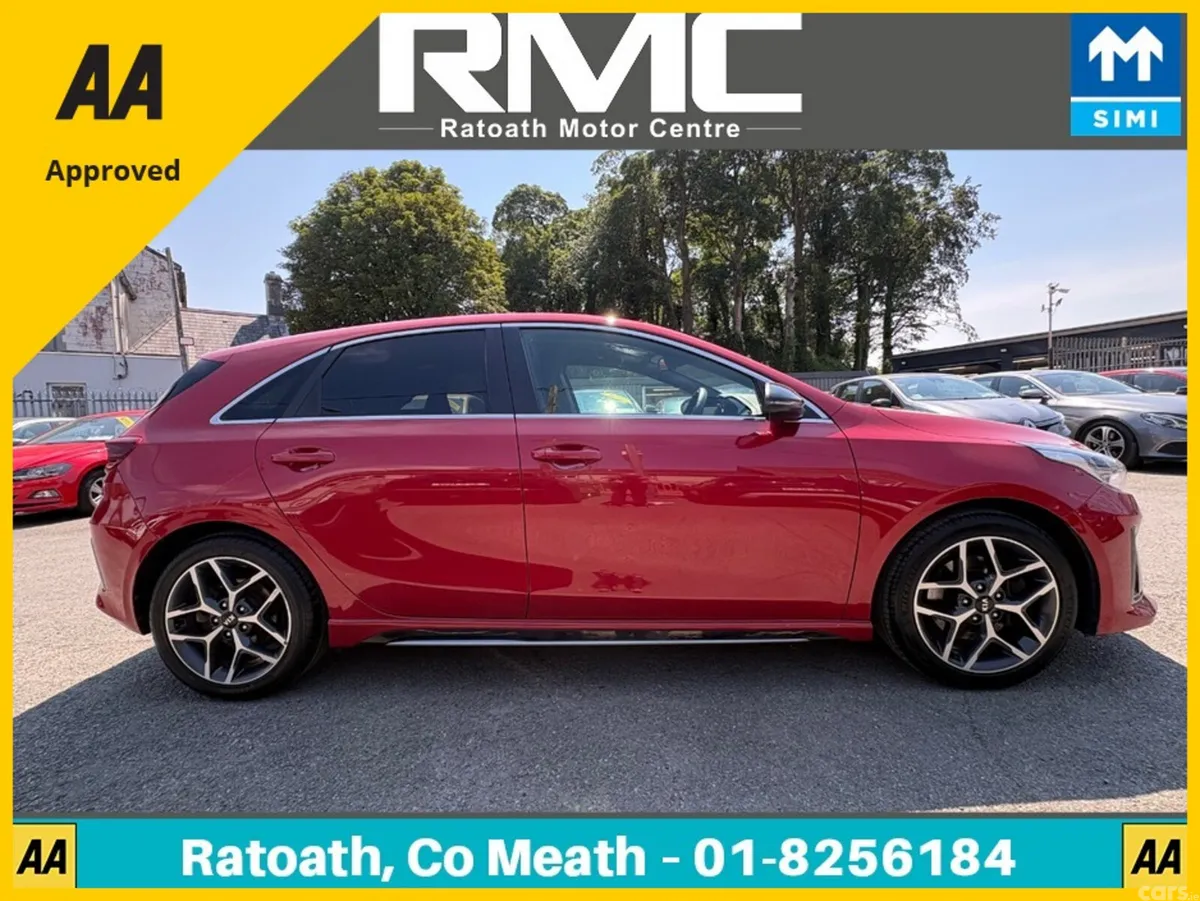 Kia Ceed Hatchback, Petrol, 2022, Red