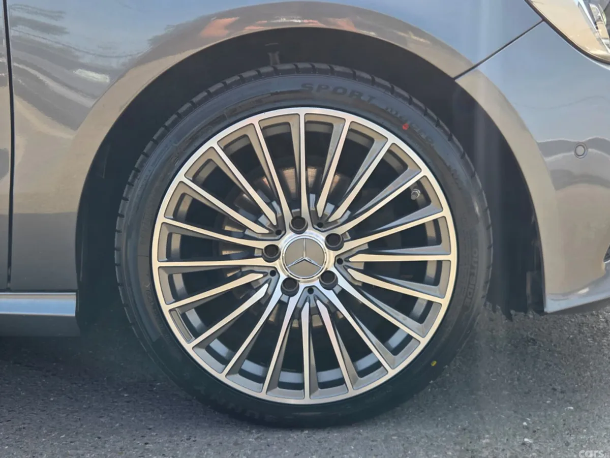 Mercedes-Benz A-Class Hatchback, Petrol, 2016, Silver