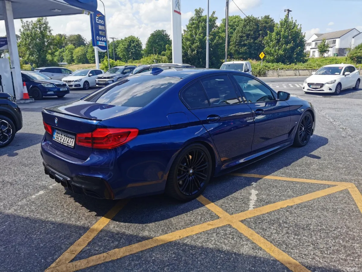 BMW 5-Series Saloon, Petrol Plug-in Hybrid, 2019, Blue