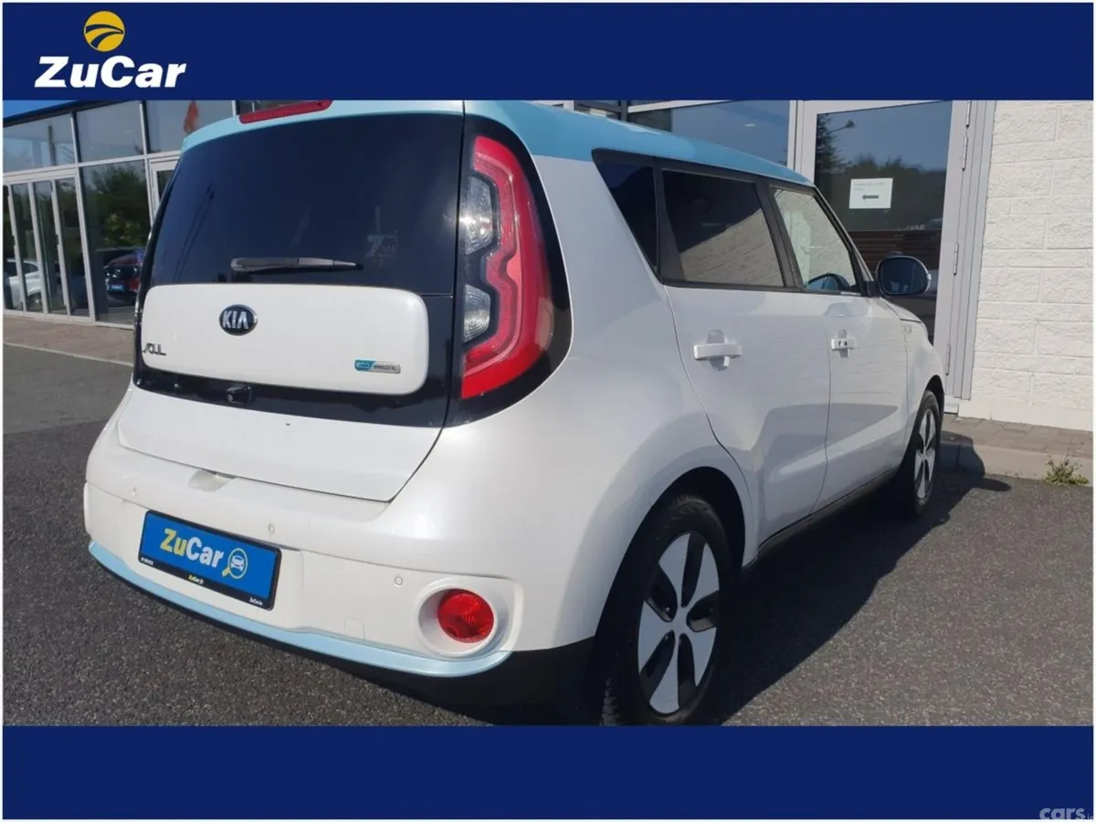 Kia Soul Hatchback, Electric, 2017, White