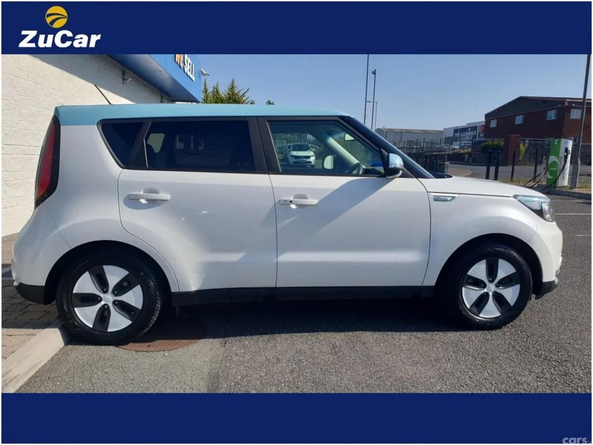 Kia Soul Hatchback, Electric, 2017, White