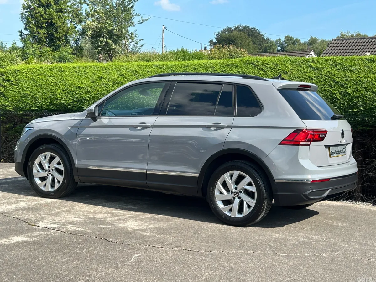 Volkswagen Tiguan SUV, Petrol, 2021, Grey
