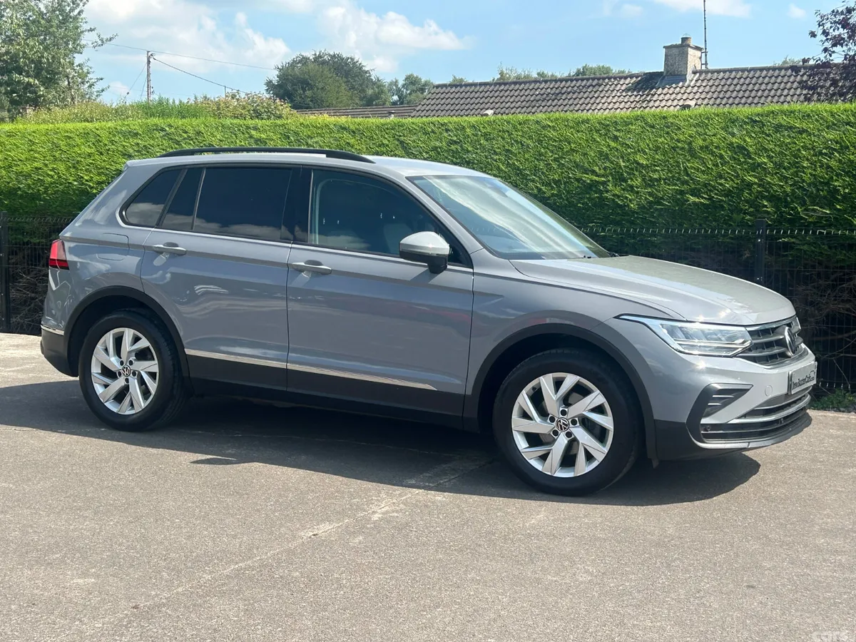 Volkswagen Tiguan SUV, Petrol, 2021, Grey