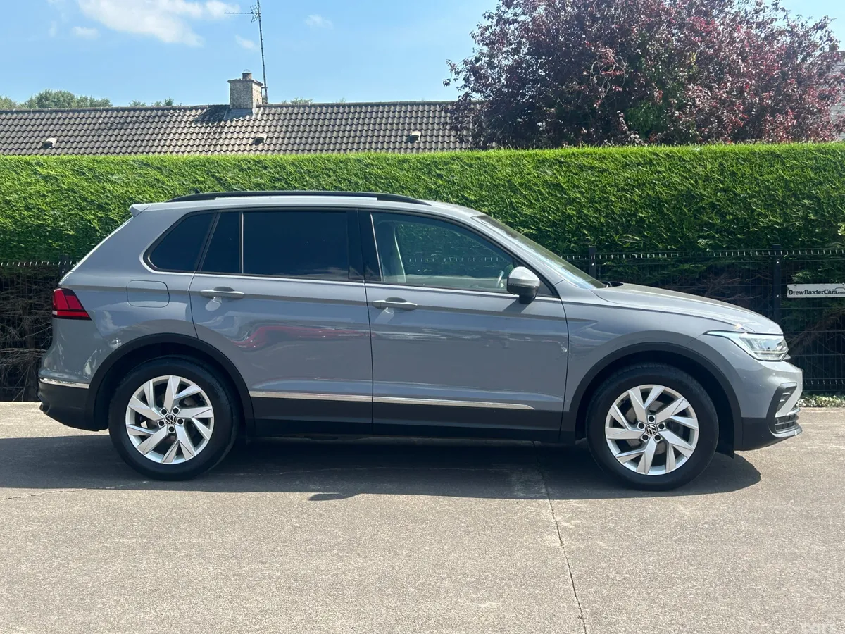 Volkswagen Tiguan SUV, Petrol, 2021, Grey