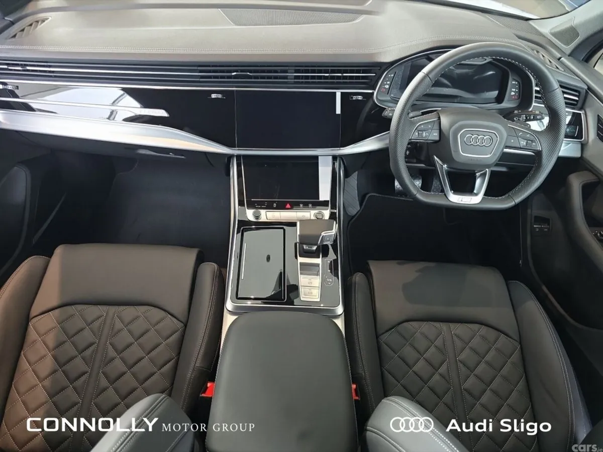 Audi Q7 SUV, Petrol Plug-in Hybrid, 2026, White