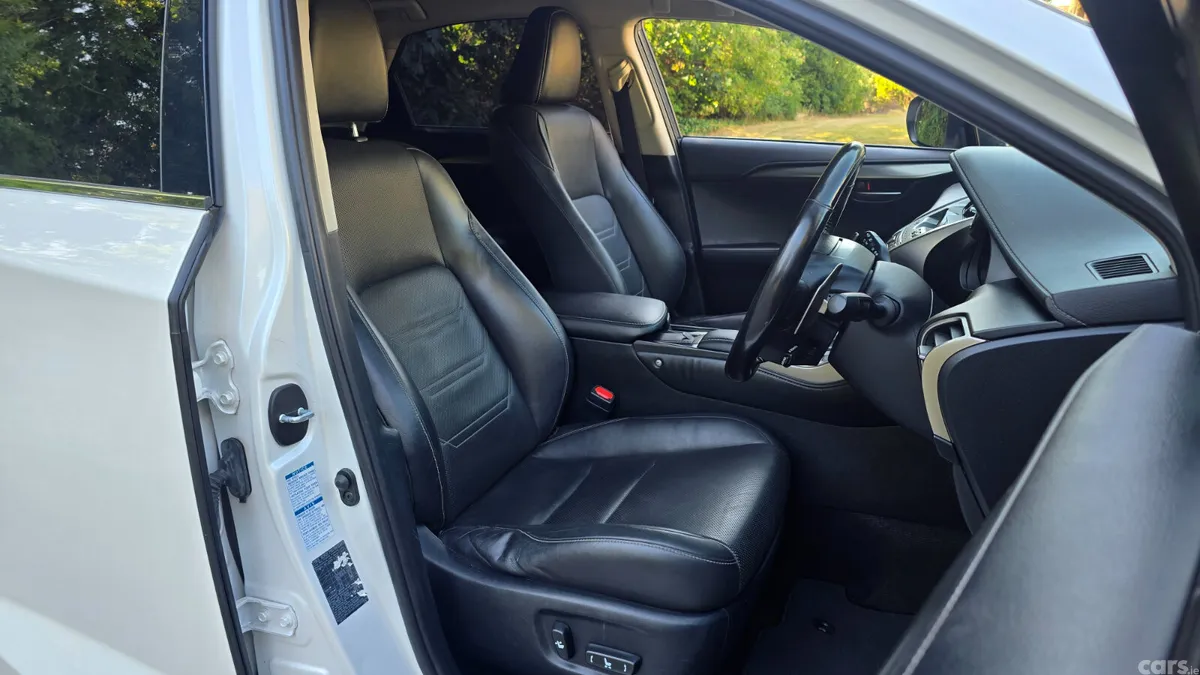 Lexus NX SUV, Petrol Hybrid, 2019, White