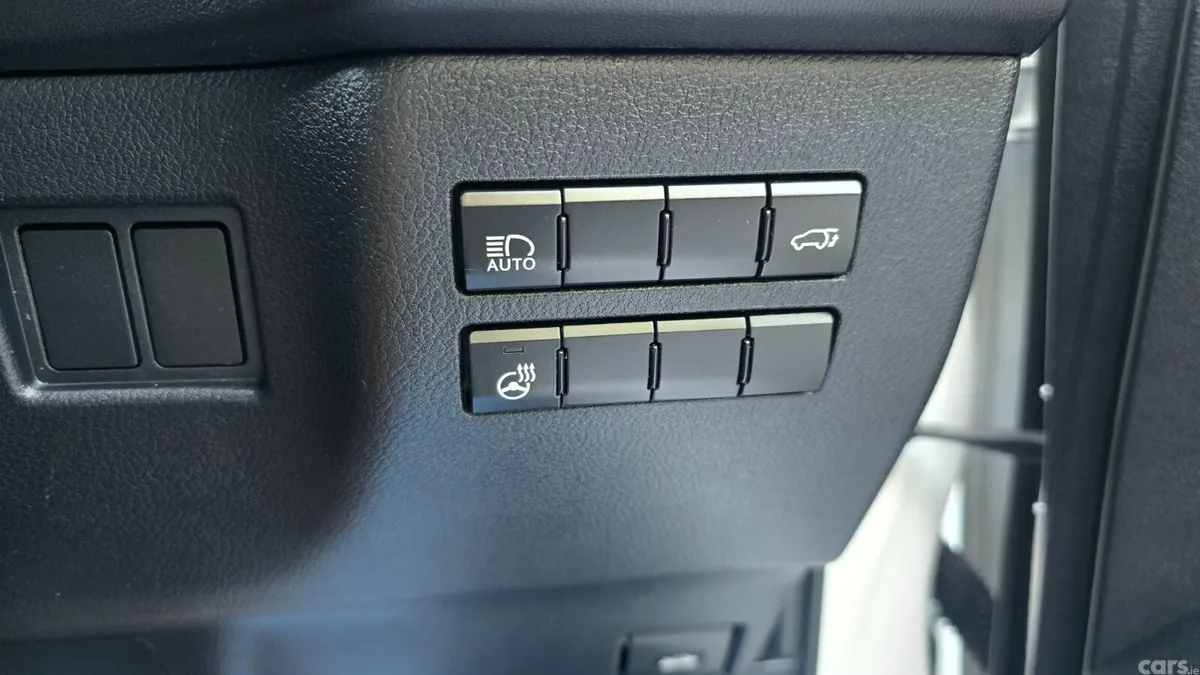 Lexus NX SUV, Petrol Hybrid, 2019, White