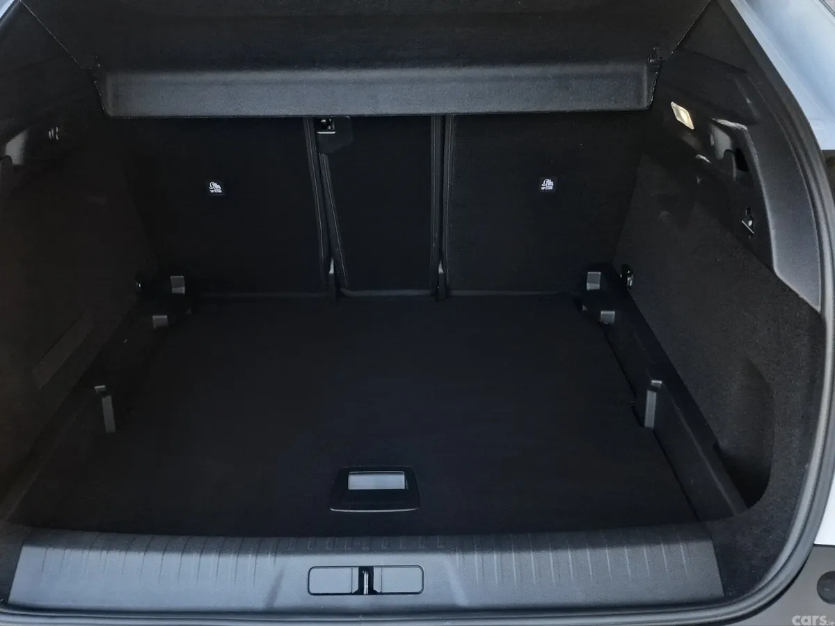 Peugeot 3008 MPV, Petrol, 2025, White