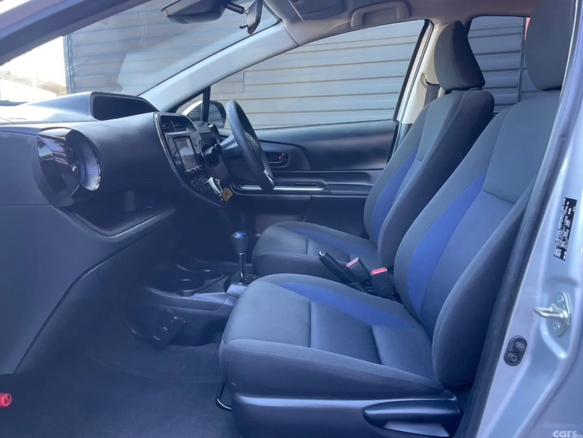 Toyota Aqua Hatchback, Petrol Hybrid, 2021, Silver