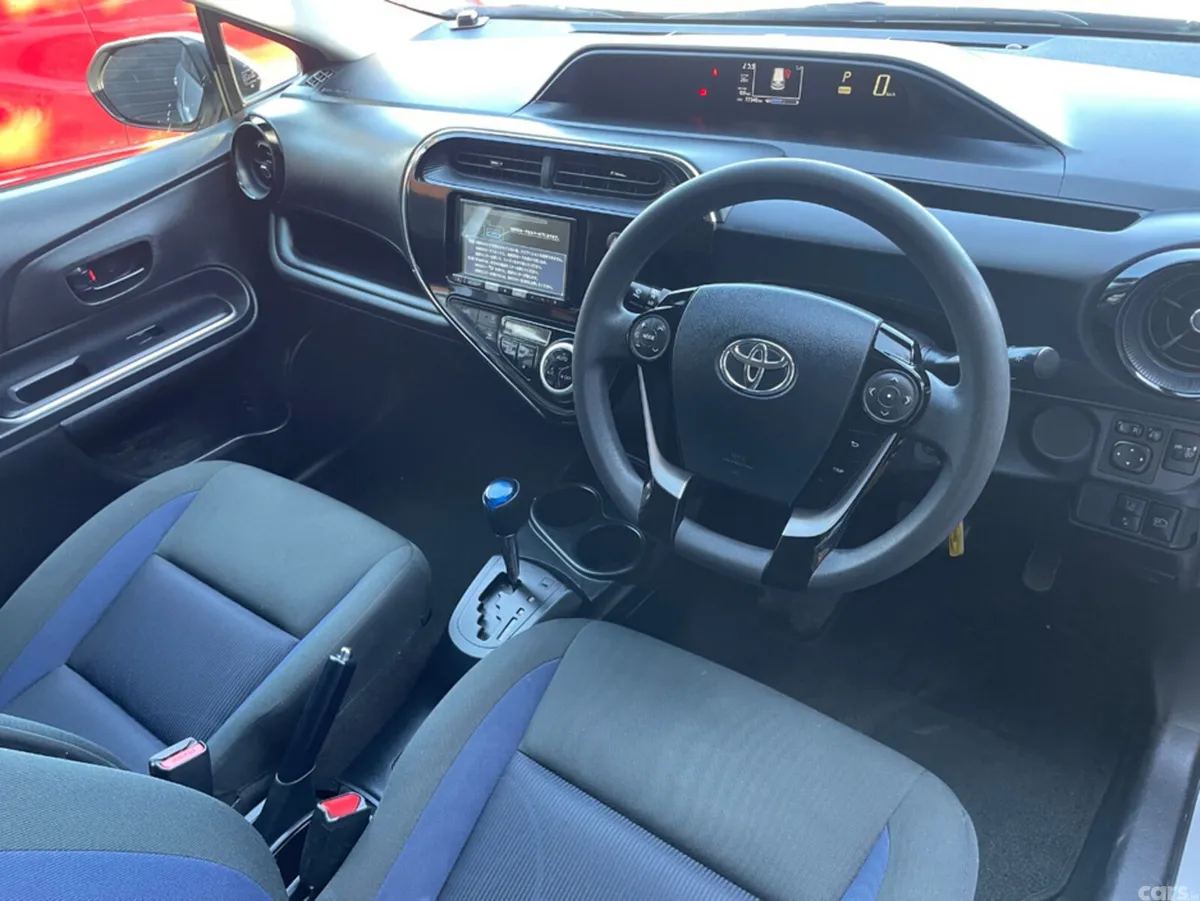 Toyota Aqua Hatchback, Petrol Hybrid, 2021, Silver